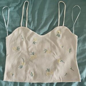 Camisole blanche fleurie